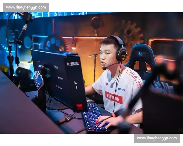 青春无畏,热爱无敌,穿越火线电竞点燃梦想 青春无畏,热爱无敌,穿越火线电竞点燃梦想